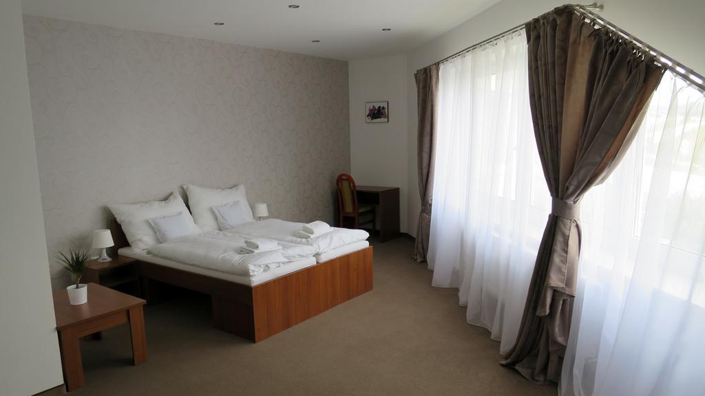 Penzion Lapáš u Hoffera Nitra Habitación foto